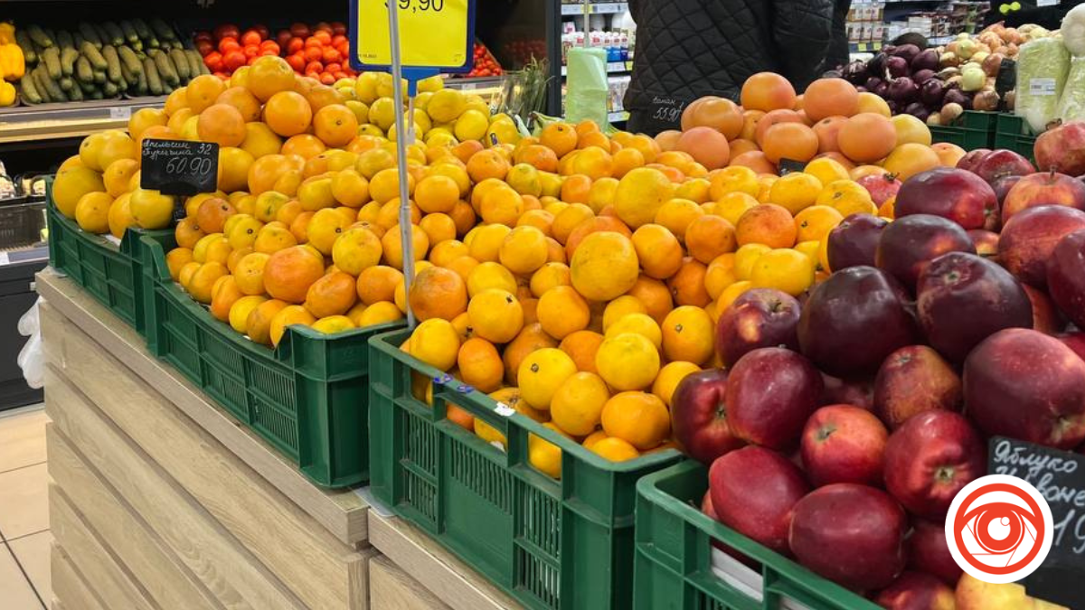 Розпочався сезон мандарин: скільки коштує кілограм цитрусових у Калуші?