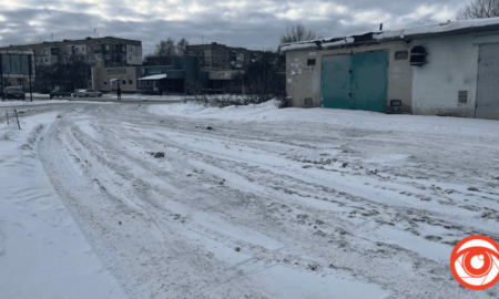 КП "Калушавтодор" пообіцяв підсипати проблемну дорогу на вулиці Мостиській