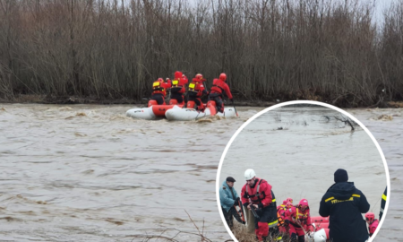 З трактора, що впав у річку на Прикарпатті, врятували двох людей