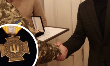 Міністр оборони України нагородив волонтера з Калуша почесною медаллю