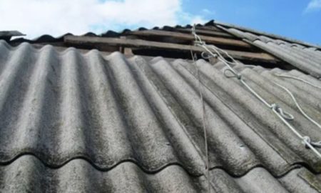 Вітер пошкодив дах на народному домі у Середньому Бабині 