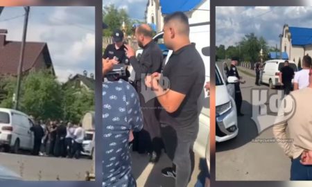 У селі на Калущині поліція перевіряла на тверезість трьох священників та місцевих мешканців