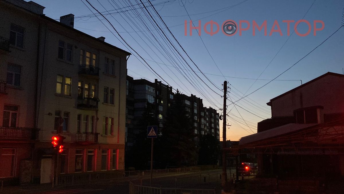 Графіки вимкнень електроенергії на Прикарпатті | 10 червня