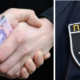 У Долині водій пропонував поліцейському 10 тисяч гривень