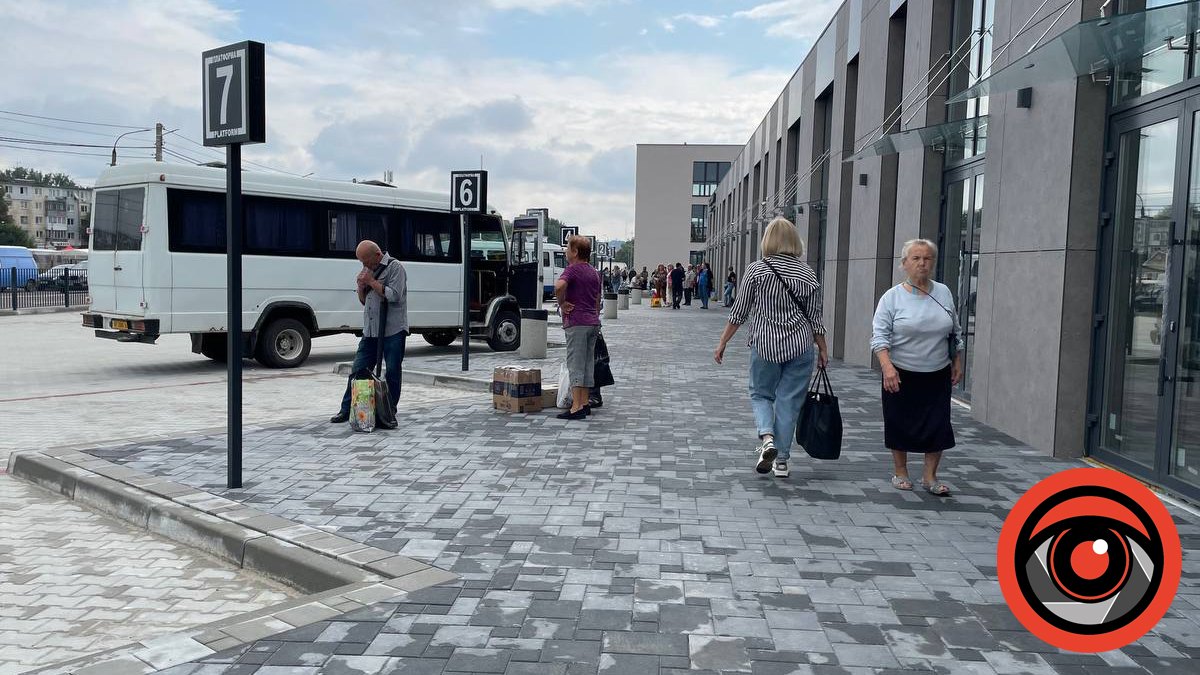 У Калуші запрацювала нова автостанція. Але хто на ній зароблятиме насправді?