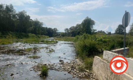 Дві річки, які течуть через Калущину, є найбруднішими в області