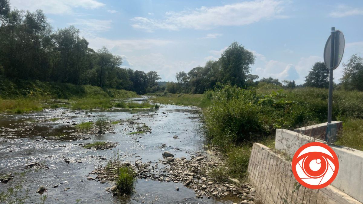 Дві річки, які течуть через Калущину, є найбруднішими в області