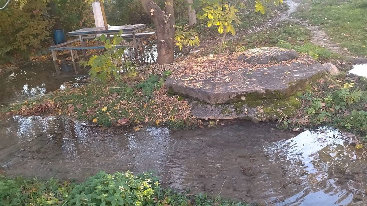 У Калуші аварійно вимикають воду в десяти будинках