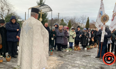 Водосвяття біля храму Різдва Пресвятої Богородиці у Калуші