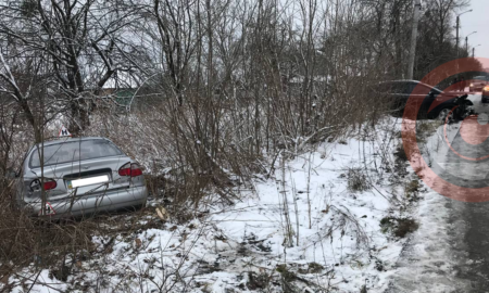 Калуський депутат пропонує повпливати на навчальні автівки, які їздять по вулиці Глібова