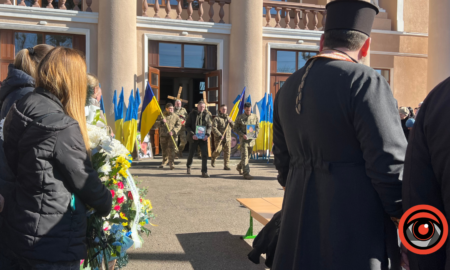 Калуш прощається з двома молодими Героями — Андрієм Росоловським і Любомиром Базиляком | ФОТОРЕПОРТАЖ