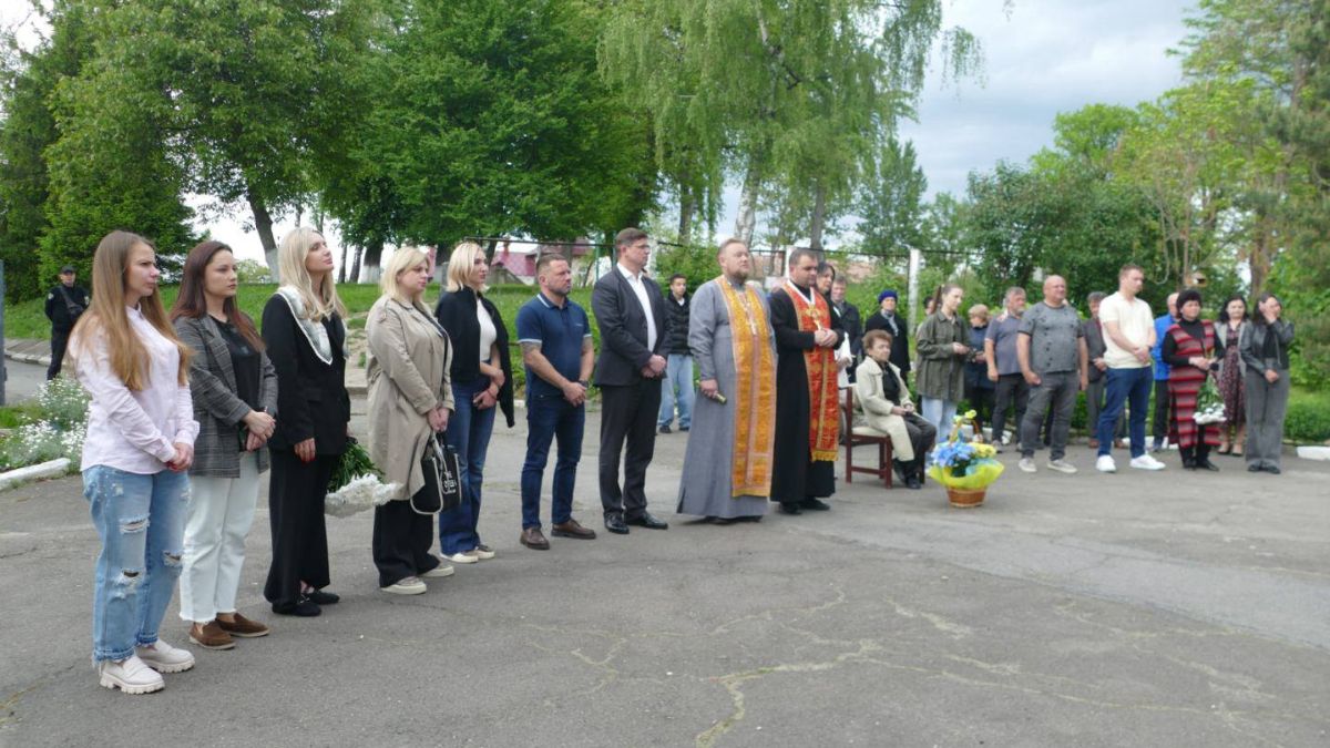 Моморіальна таблиця ДЮСШ