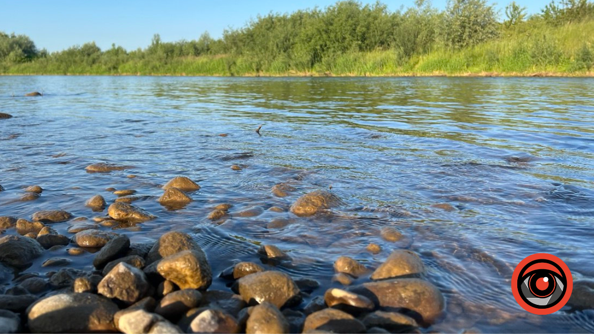 На Рожнятівщині чоловіка судитимуть за 2,5 метри кубічні гравію, які він потягнув із річки