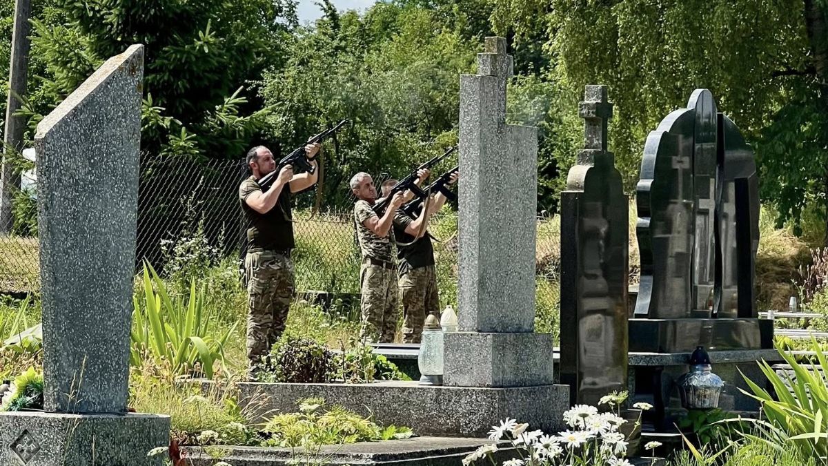 Похорон Героя