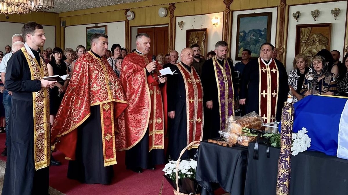 Похорон Героя