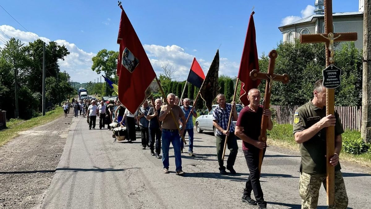 Похорон Героя