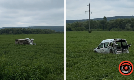ДТП біля Калуша: машина вилетіла в поле і зазнала серйозних ушкоджень