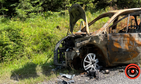 Повністю згоріле авто покинули на узбіччі в гірському регіоні Калущини | ФОТОФАКТ