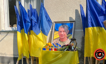 У Довгому Войнилові попрощалися із Героєм Ігорем Гладієм