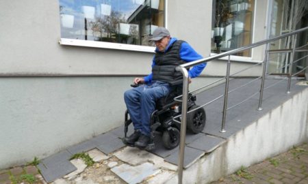 У Калуській громаді перевірили ресторани і кав'ярні на доступність для маломобільних груп населення