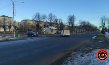 У Долині на облаштування дороги з світлофором витратять майже два мільйони гривень