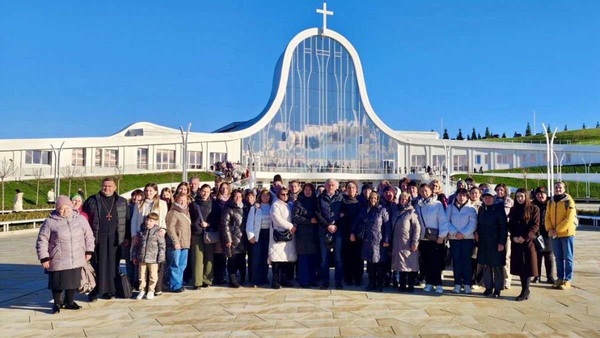 Родини безвісти зниклих захисників здійснили паломництво до храму в Старуні