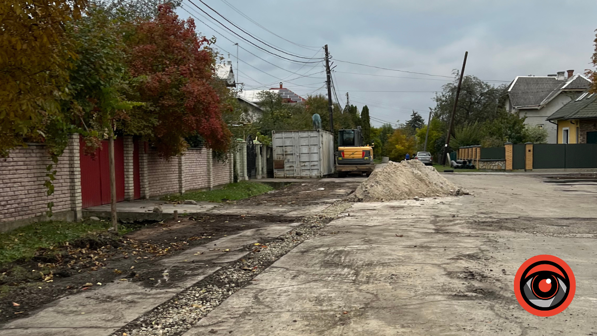 У Калуші комунальники зупинили водопостачання на трьох вулицях