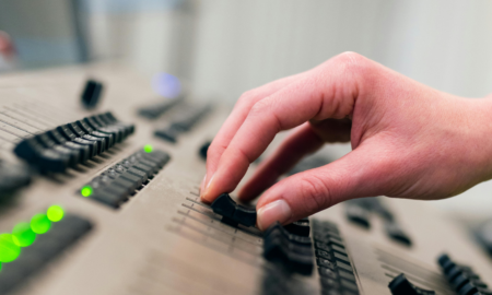 Долині довелося повернути постачальнику придбане звукове обладнання