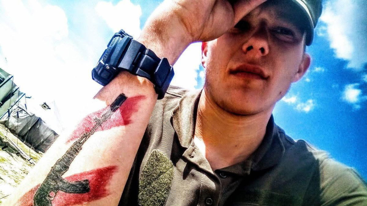 З полону повертається 29-річний захисник Володимир Пугач