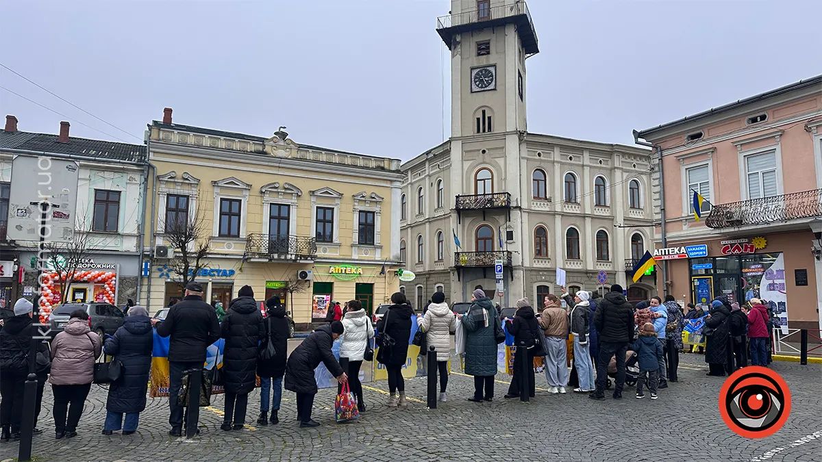 У Коломиї організували акцію-нагадування про військовополонених та зниклих безвісти