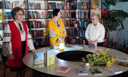 У Калуші презентували три нові книги письменниці Галини Пухти