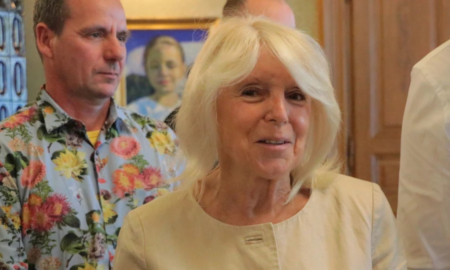 У Долині присвоїли почесний орден благодійниці з Франції Жанін Леско