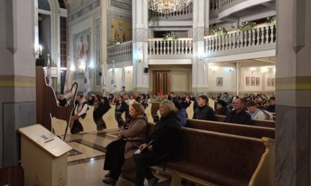 У Брошневі-Осаді провели осінній модуль «Школи Святого Духа»