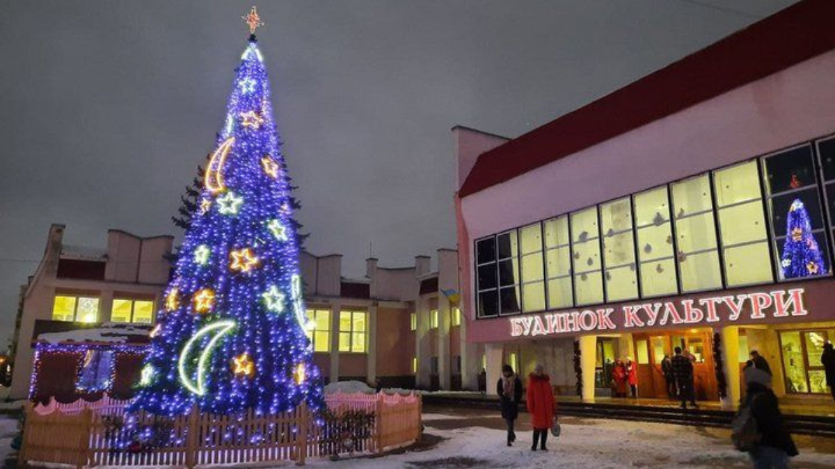 Стало відомо, чи буде святкова ялинка цього року в Долині
