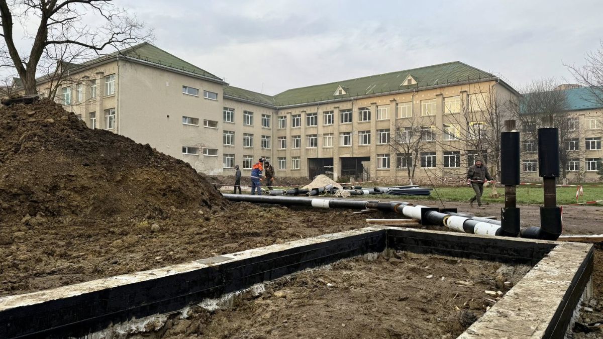 У Калуському ліцеї №2 облаштовують модульну газову котельню