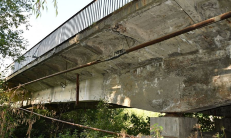 Мешканці Нового Мізуня скаржаться на аварійний міст