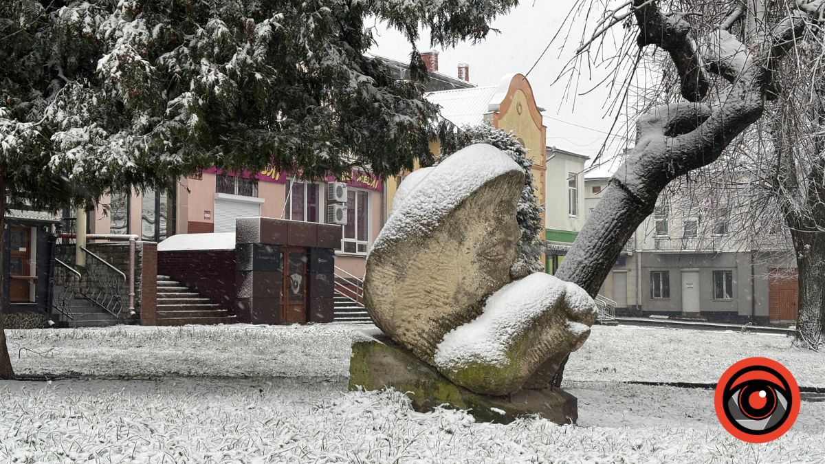 у Калуші випав перший сніг