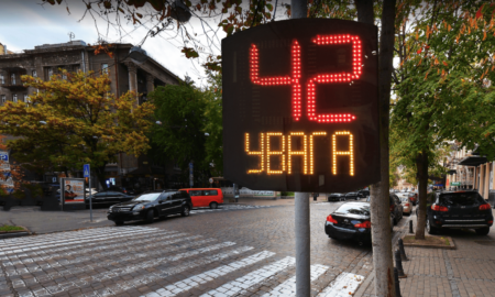 У Боднарові вже встановлюють електронне табло для фіксації швидкості