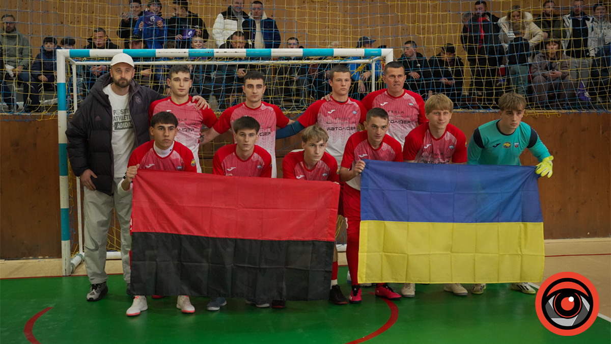 Піт, кров та емоції: у Калуші стартували районні змагання з футзалу