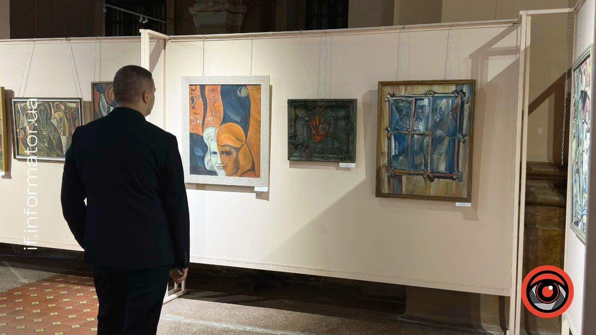 У Івано-Франківську відкрили виставку до 100-річчя Опанаса Заливахи