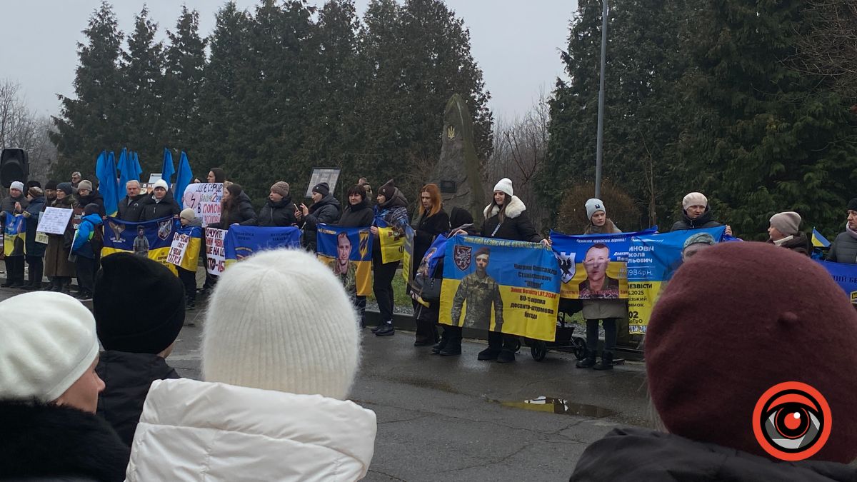 У Калуші провели акцію-нагадування про військовополонених та зниклих безвісти захисників