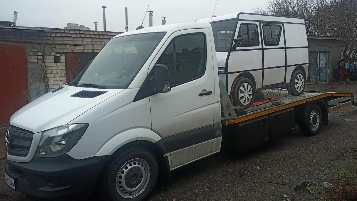 перший український мікрофургон для людей в кріслах колісних