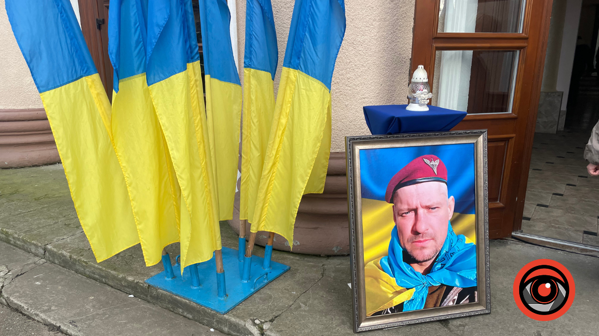 У Калуші поховали військовослужбовця Ігоря Триндея