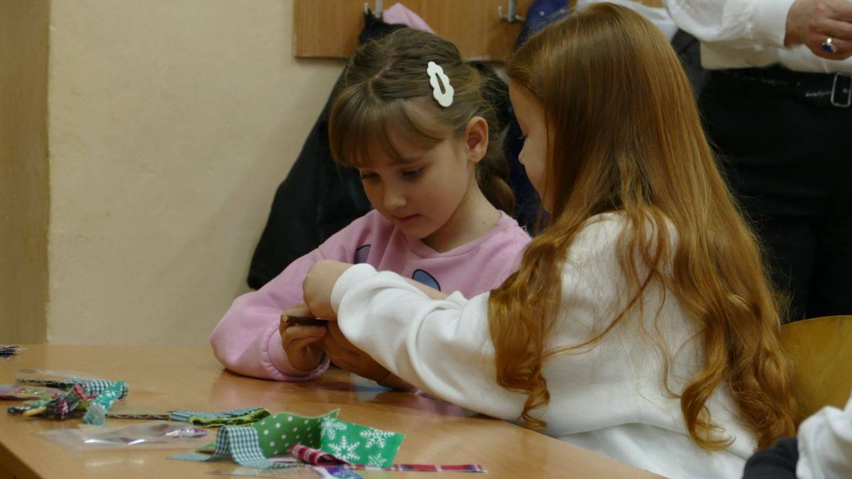 у Калуші школярі долучилися до благодійного майстер-класу