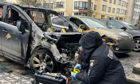 Спалив авто