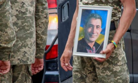 У Калуші покажуть театральну феєрію «За синім птахом» у пам’ять про полеглого захисника Андрія Приставського