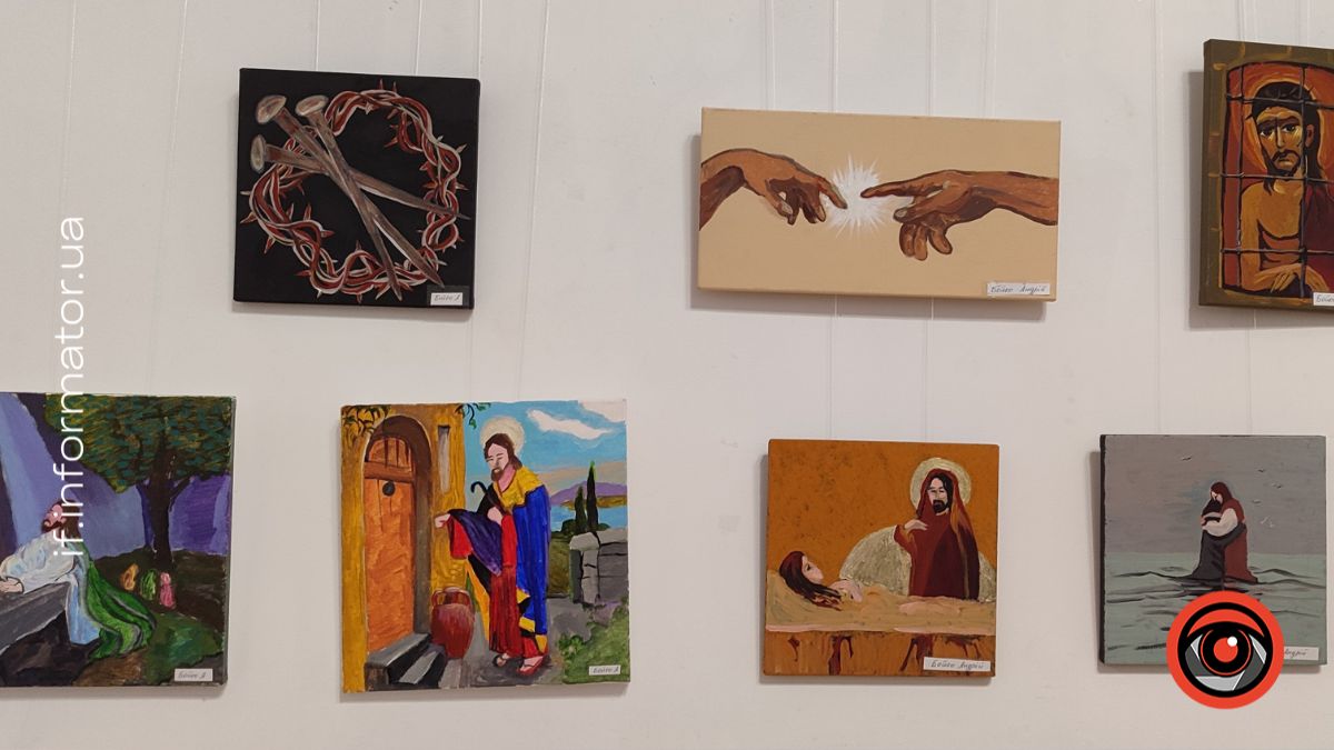 у Франківську презентували виставку робіт вихованців інклюзивних майстерень