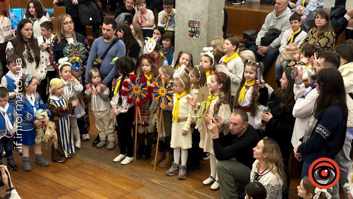 У Франківську пластуни відзначили традиційну «Різдвяну свічечку»