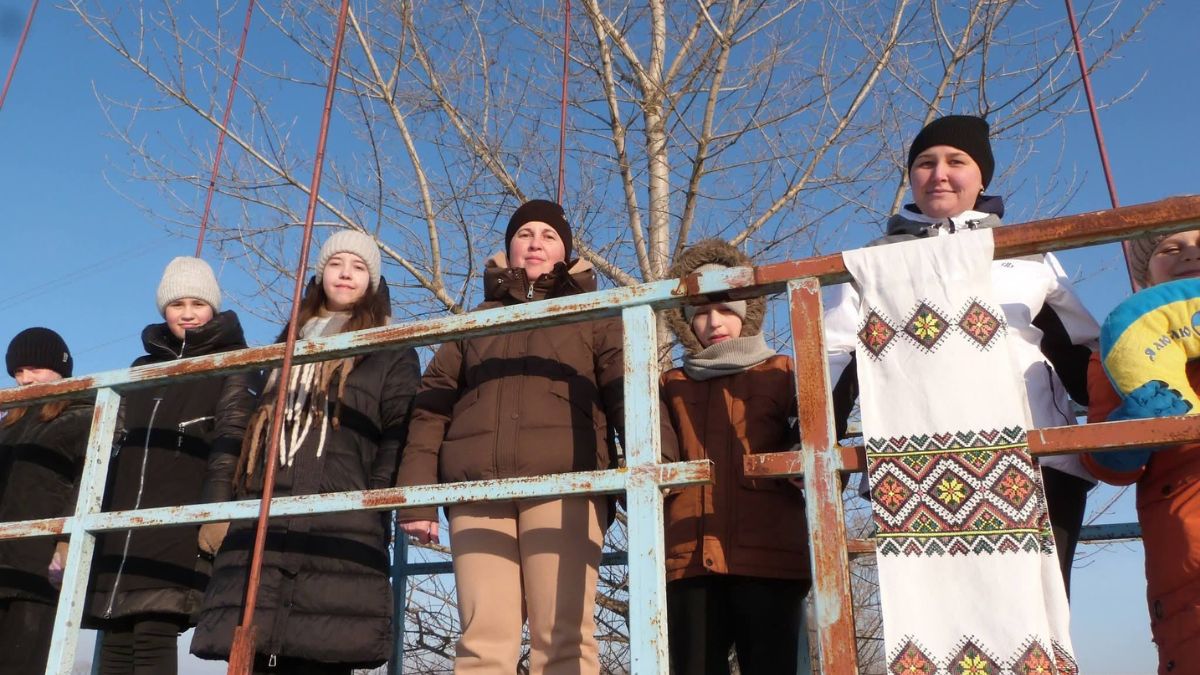 У Сваричеві ланцюг єдності