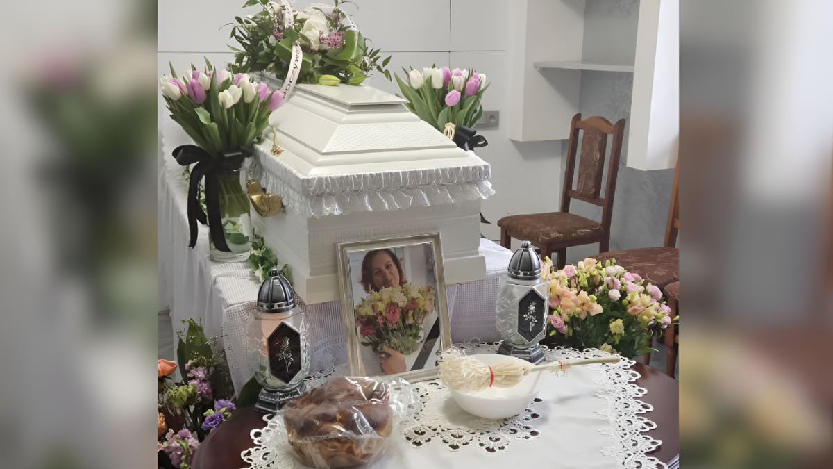 На Калущині попрощалися із загиблою під колесами потяга